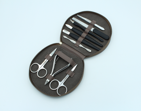 6004 Набор маникюрный Mertz 9 пр.